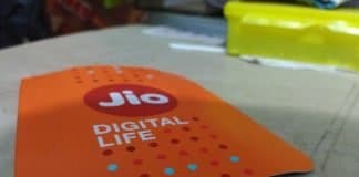 Jio Beats Samsung, Nokia to Top Feature Phone Category with 47 Per Cent Shares