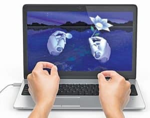 Technology and Gadgets for a Virtual Experience