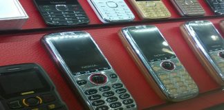 Samsung and Lava Gain in the Feature Phone Market: Report