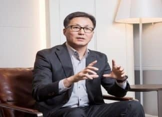 Samsung Explains the Development of Foldable Smartphones Technology