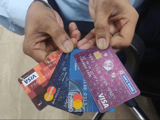 Digital Payments: Two Sides of the Same Coin