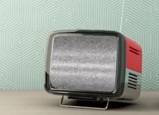 Video : How to convert a Normal TV into a SMART TV?